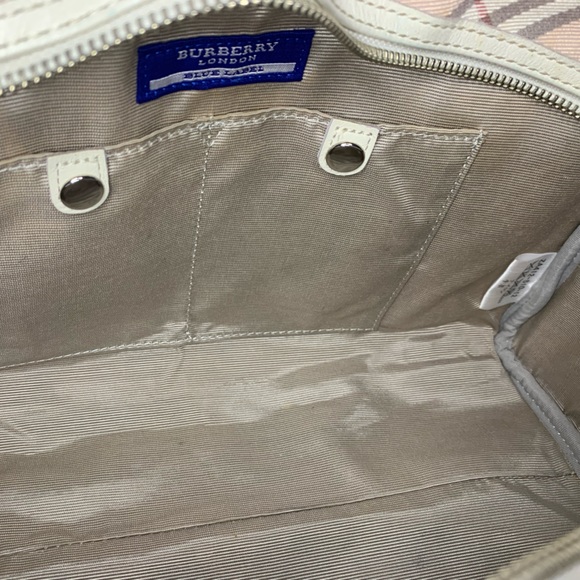 Authentic Burberry Pink Shoulder Bag - Picture 9 of 10